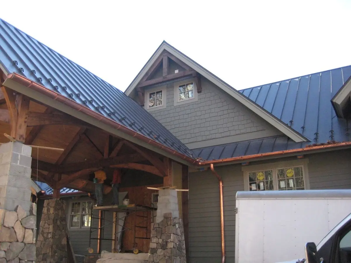 Craftsman Roofing team delivering quality roofing work in Siegfield Park
